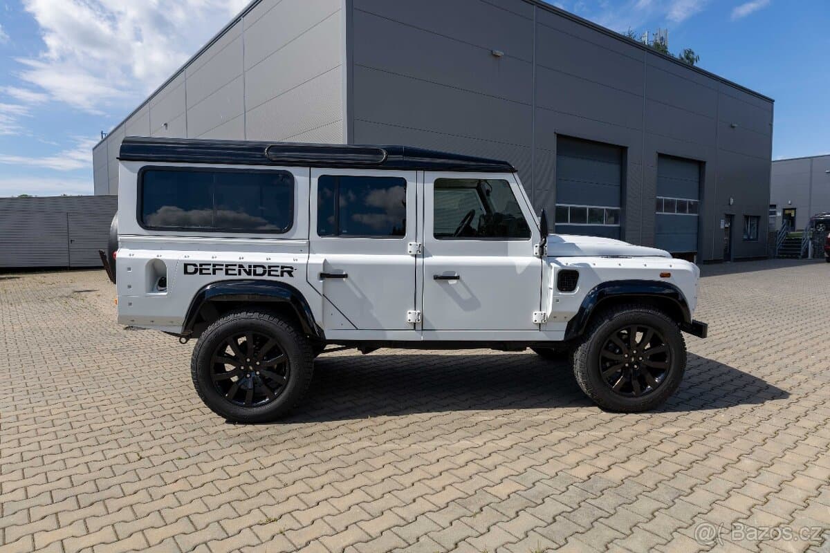 2014 Land Rover DEFENDER - 11