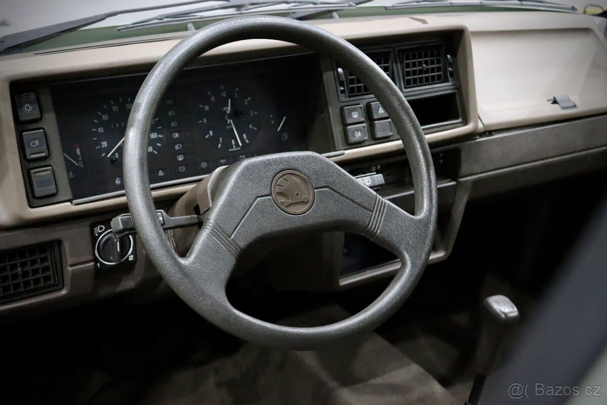 1988 Škoda FAVORIT - 11
