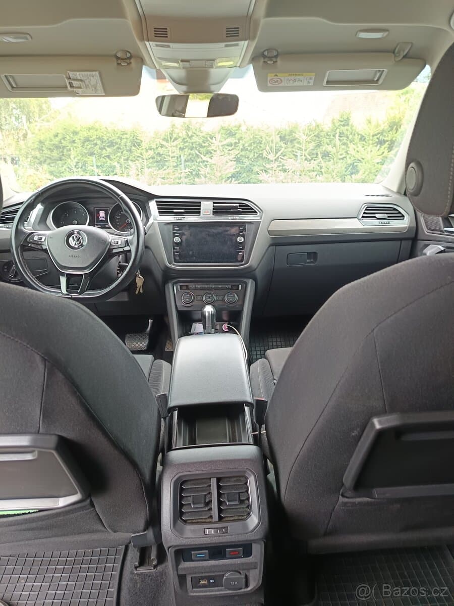 2019 Volkswagen TIGUAN - 11