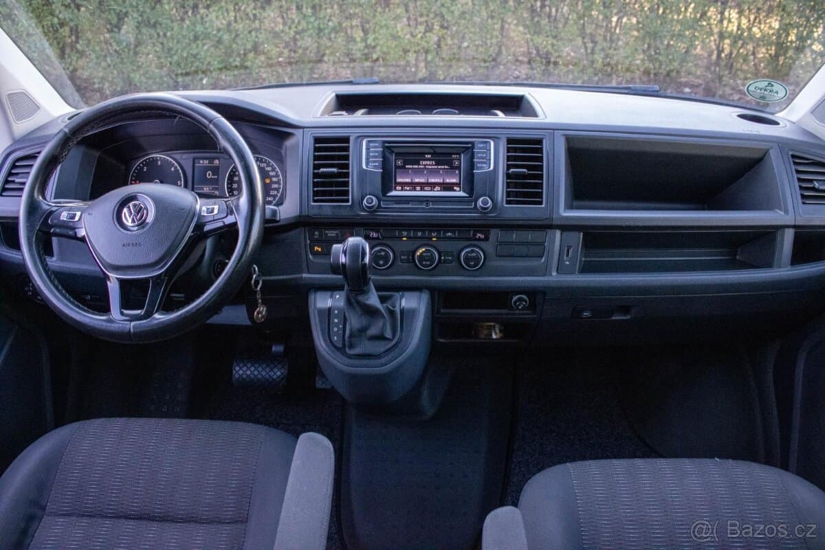 2017 Volkswagen CARAVELLE - 11
