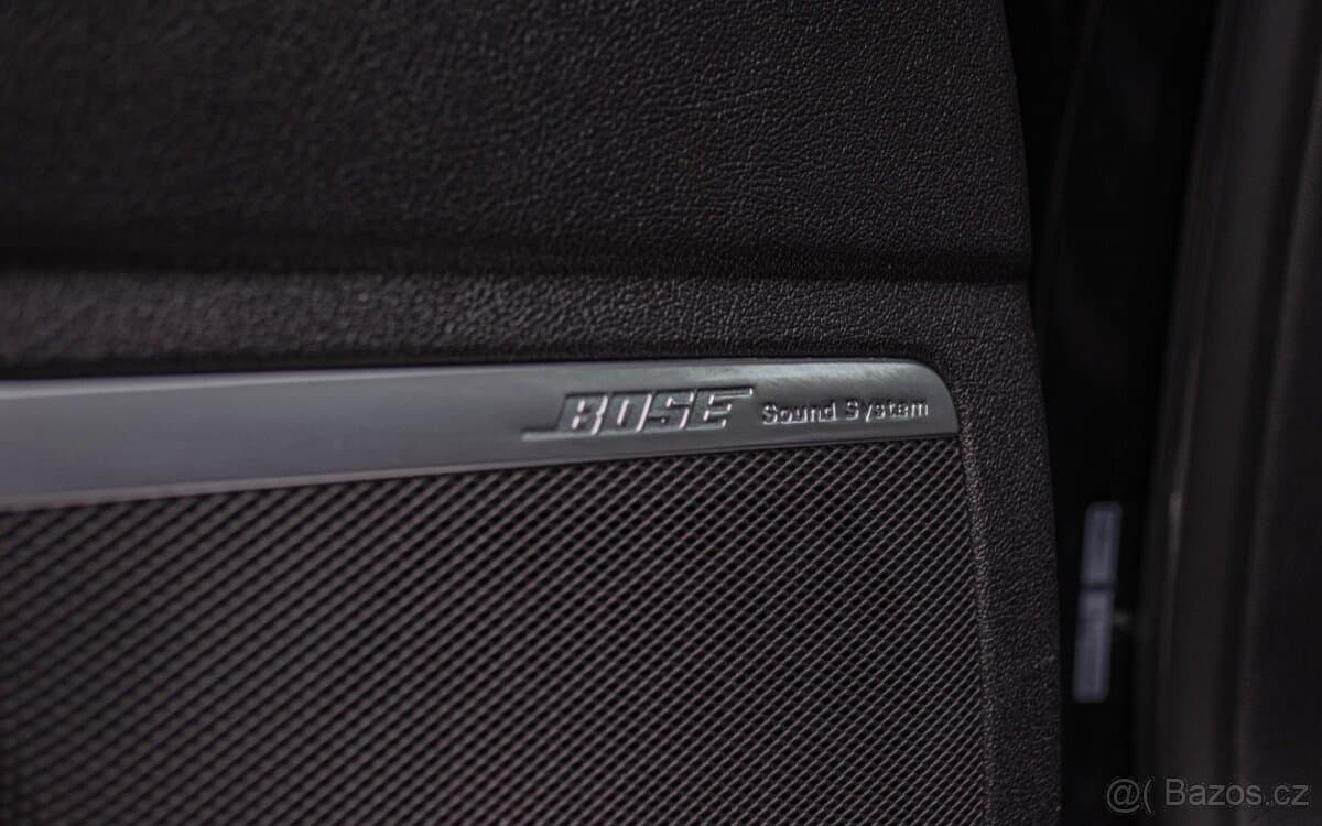 2010 Audi S3 - 11
