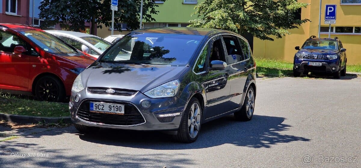 2012 Ford S-MAX - 11