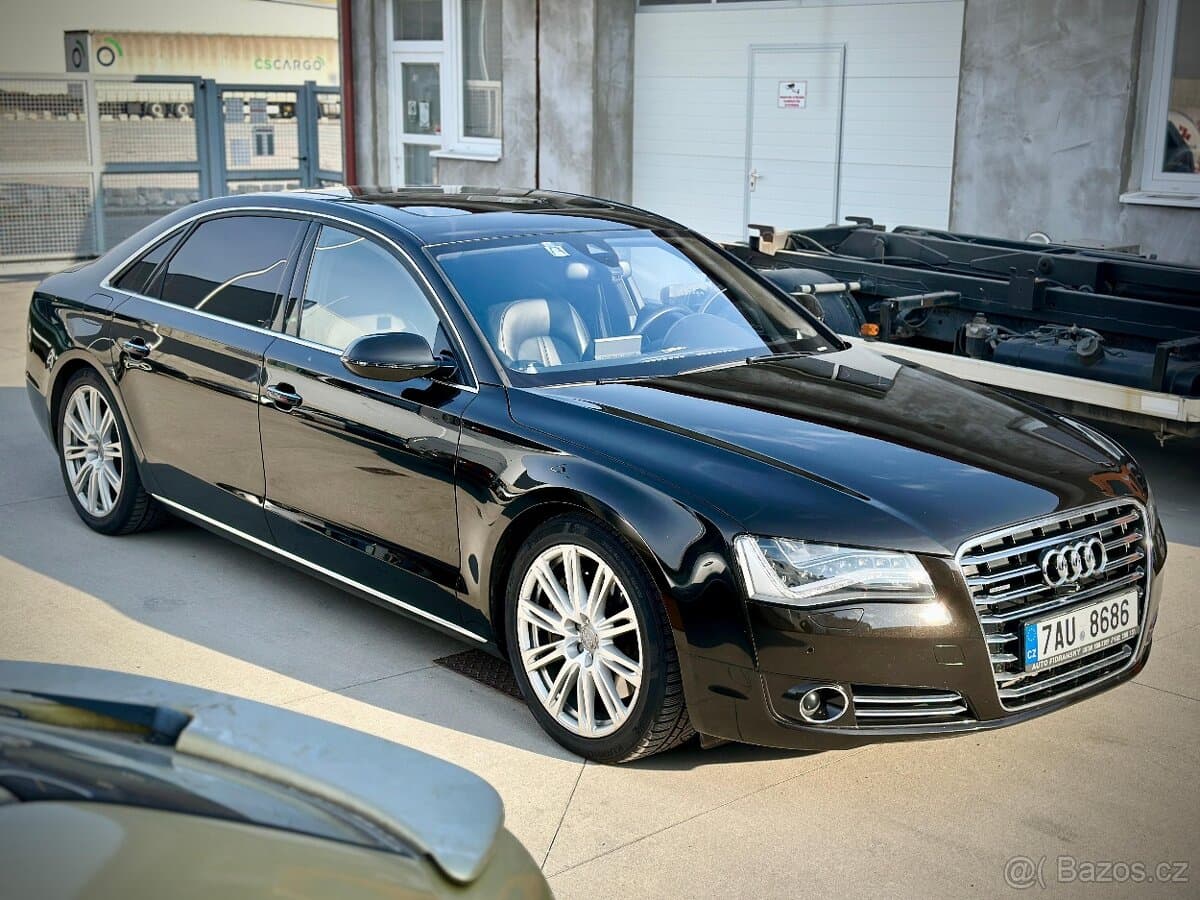 2012 Audi A8 - 11