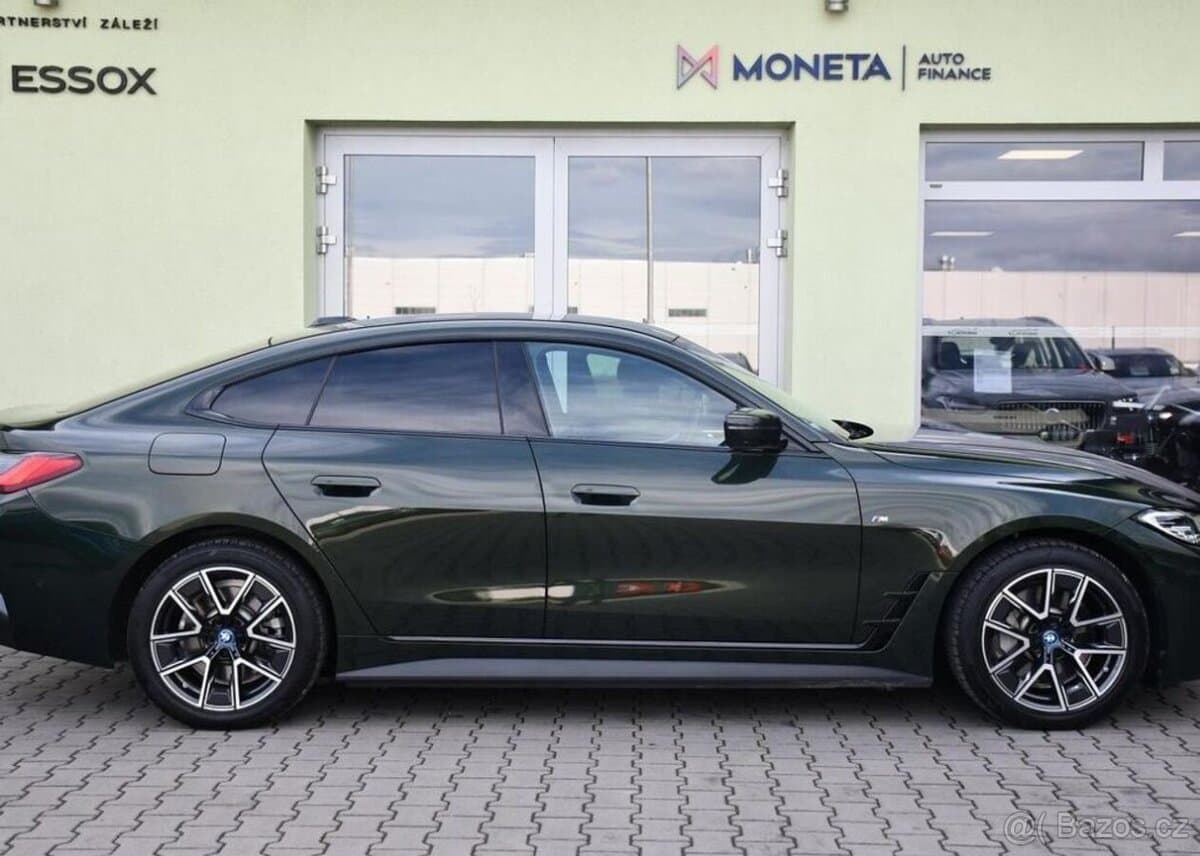 2023 BMW i4 - 11