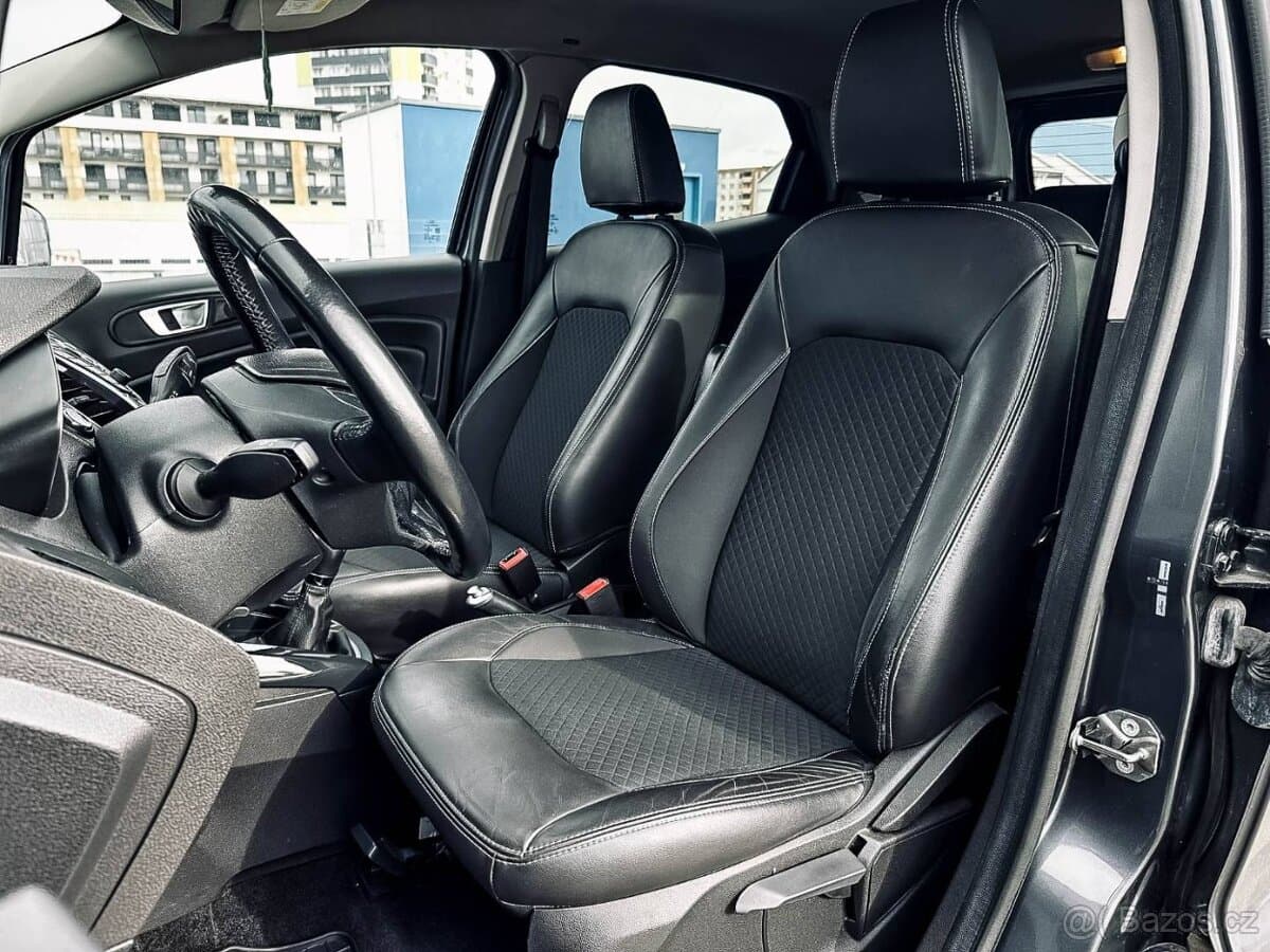 2016 Ford ECOSPORT - 11