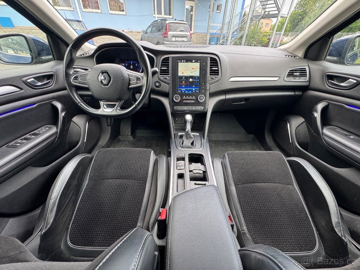 2019 Renault MEGANE - 11