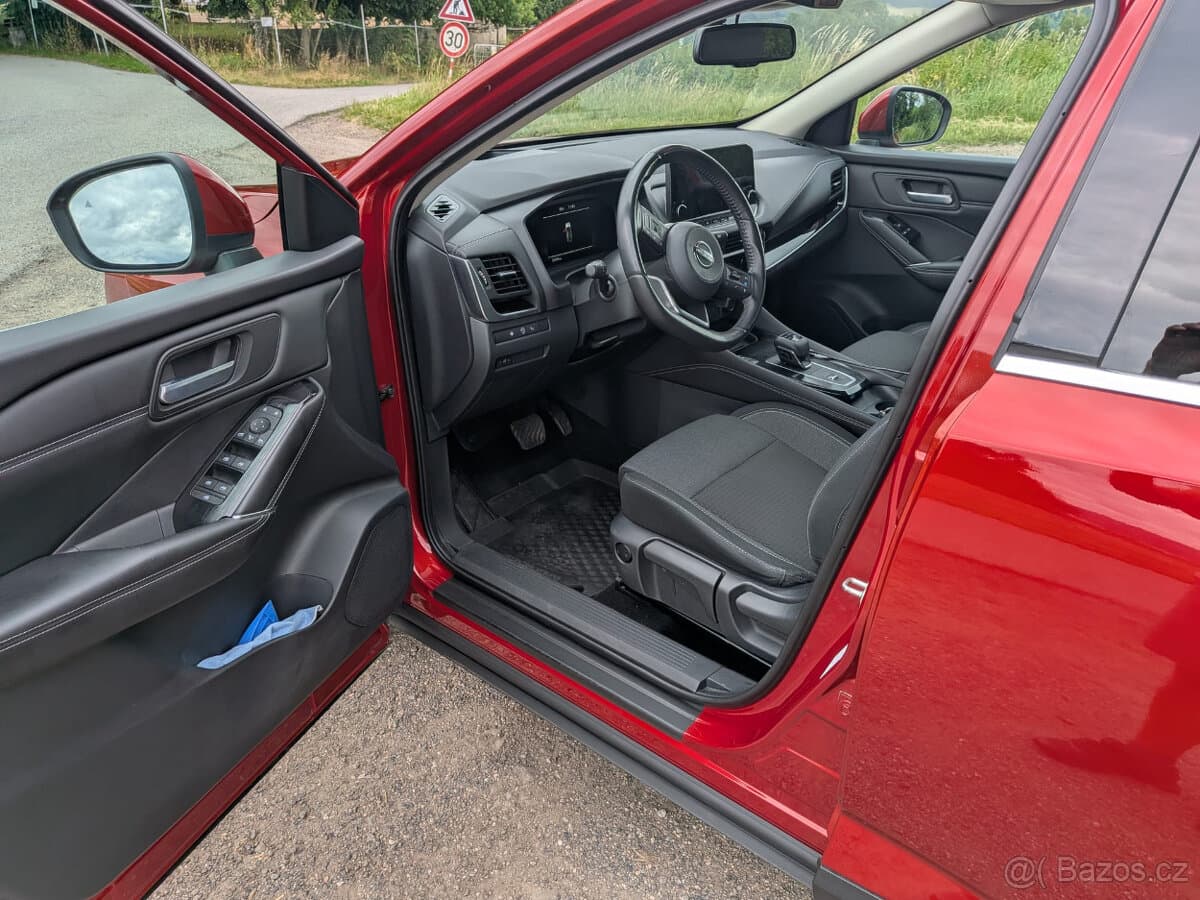 Nissan QASHQAI - 11