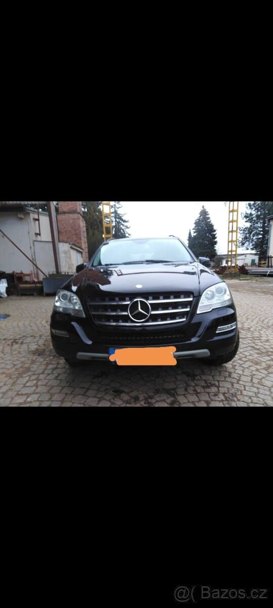 2011 Mercedes-Benz M-CLASS - 11