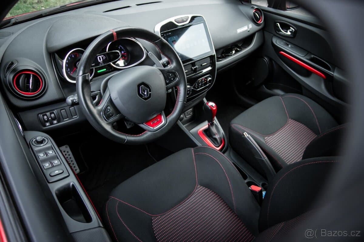 2014 Renault CLIO - 11
