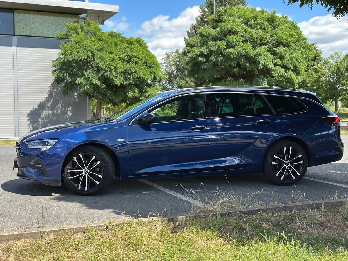 2021 Opel INSIGNIA - 11