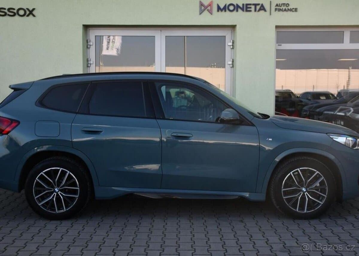 2023 BMW X1 - 11