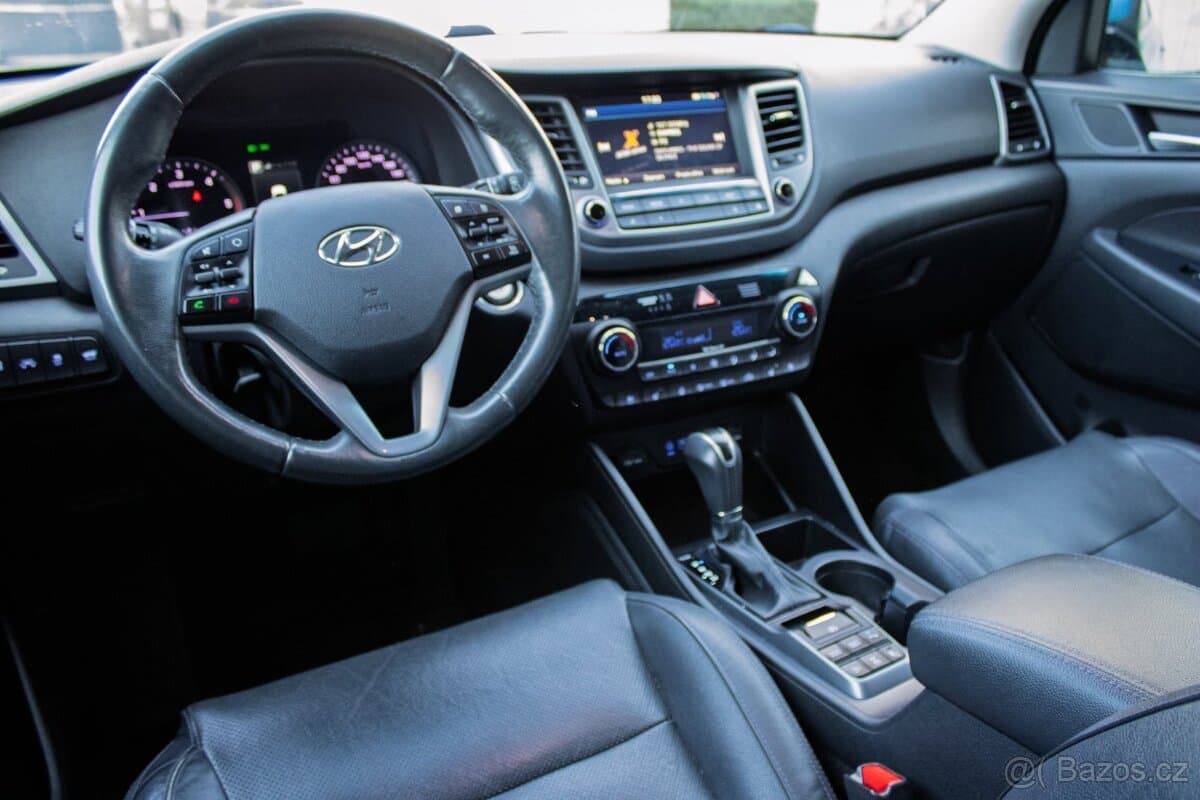 2016 Hyundai TUCSON - 11