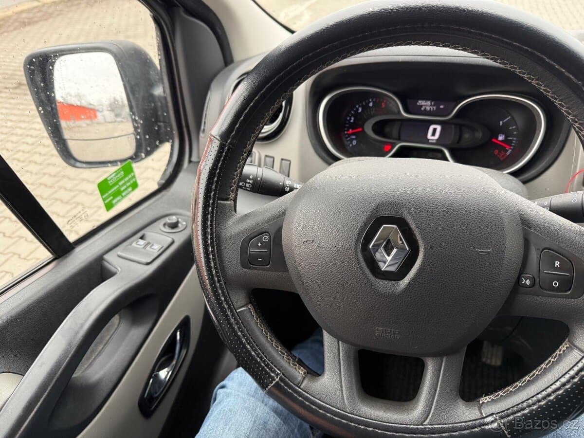 2019 Renault TRAFIC - 11