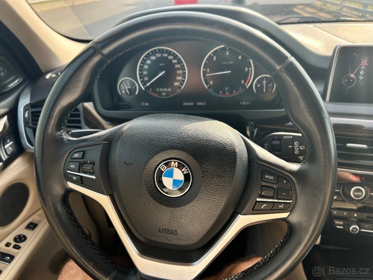 2014 BMW X5 - 11