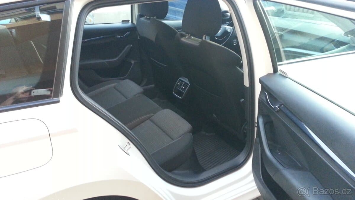 2023 Škoda OCTAVIA - 11