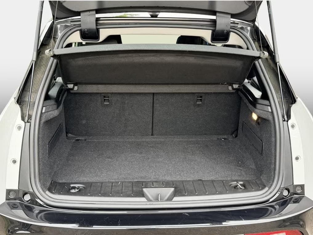 2019 BMW i3 - 11