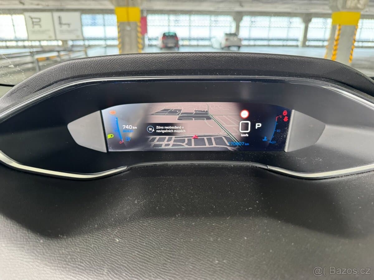 2019 Peugeot 308 - 11