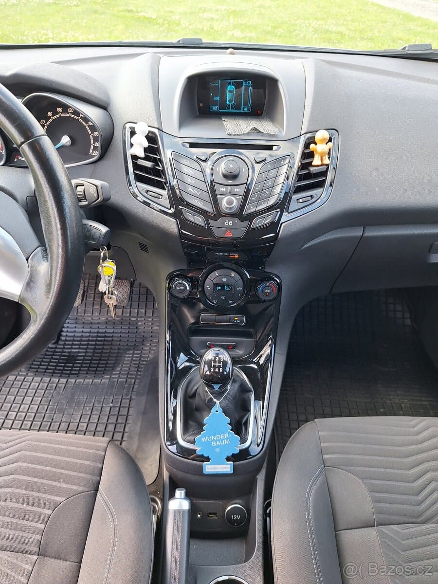 2013 Ford FIESTA - 11