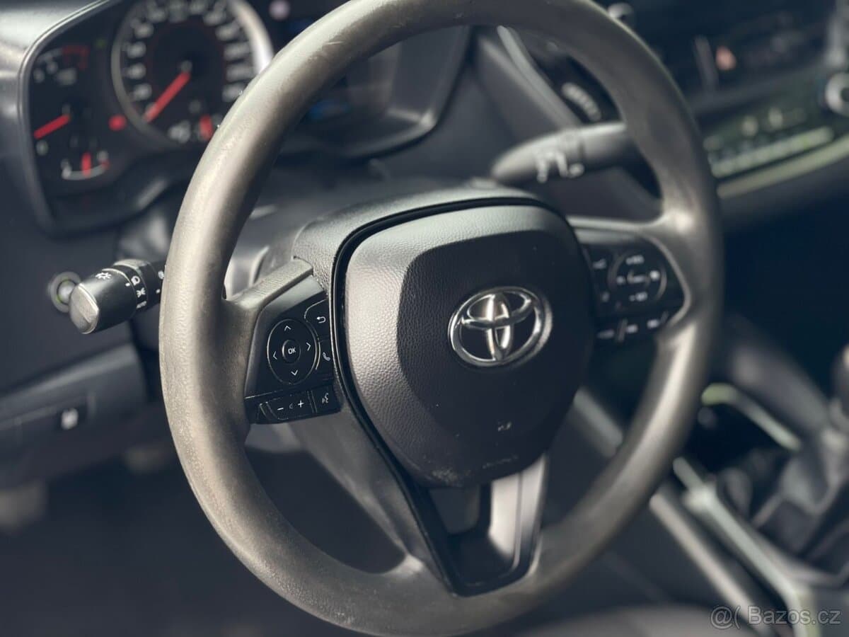 2023 Toyota COROLLA - 11