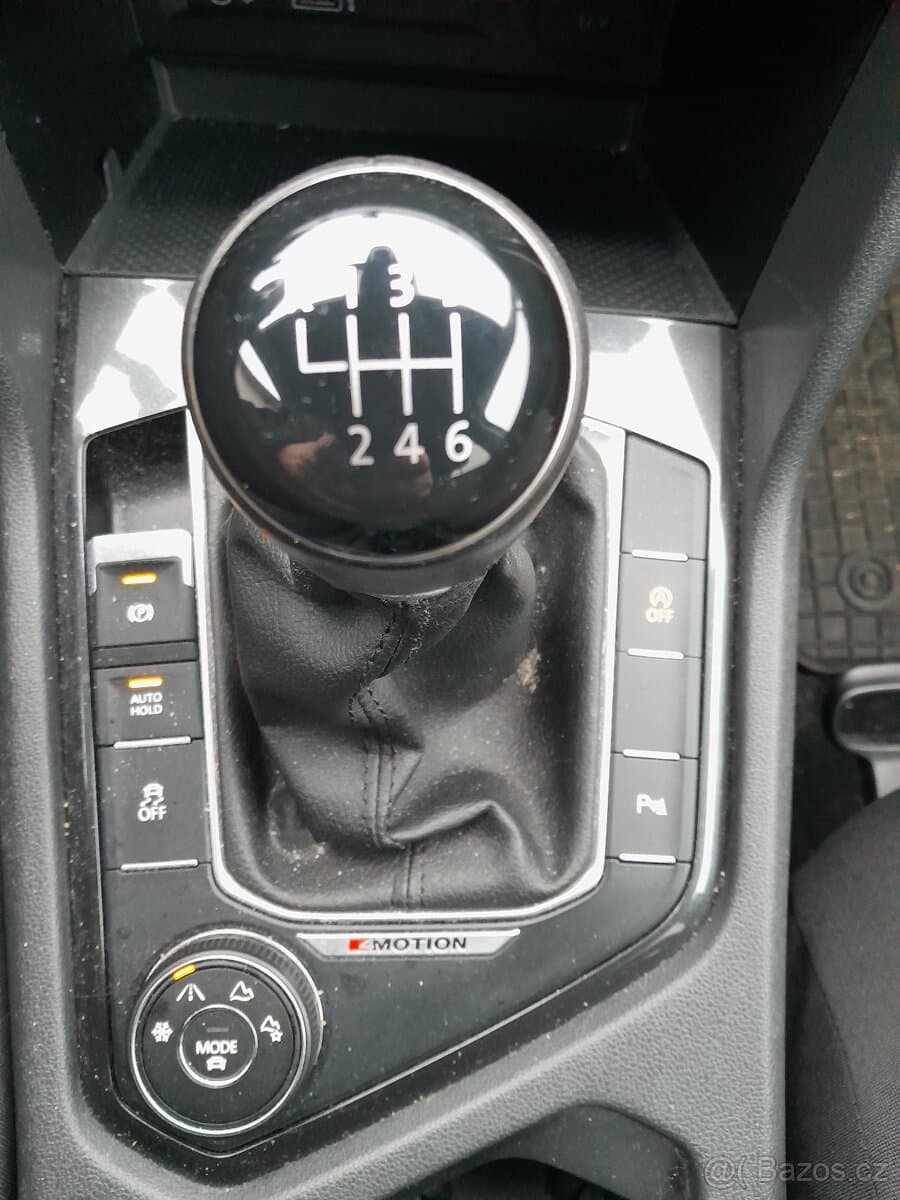 2018 Volkswagen TIGUAN - 11