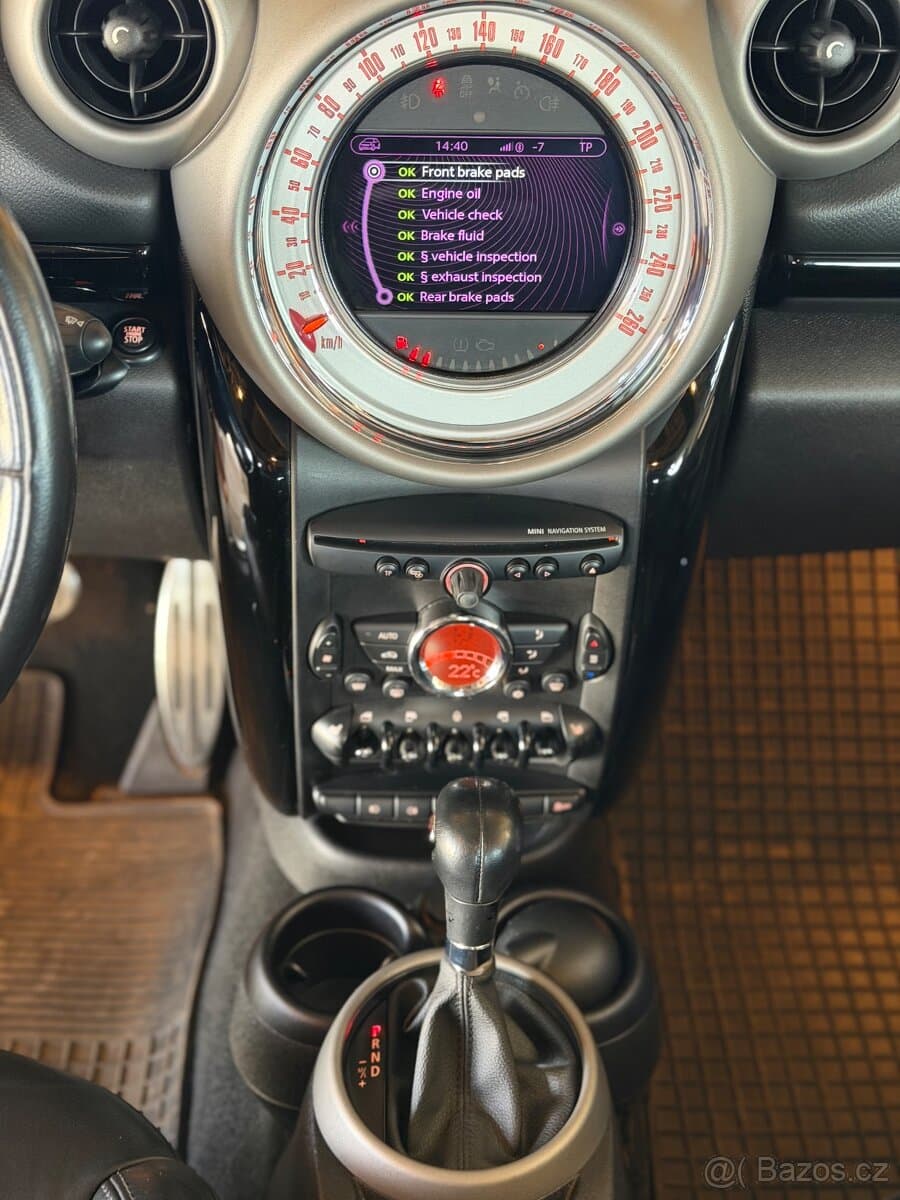 2011 Mini COOPER - 11