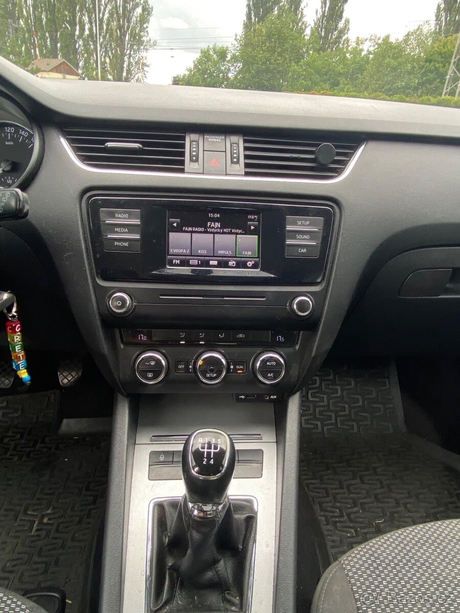 2015 Škoda OCTAVIA - 11