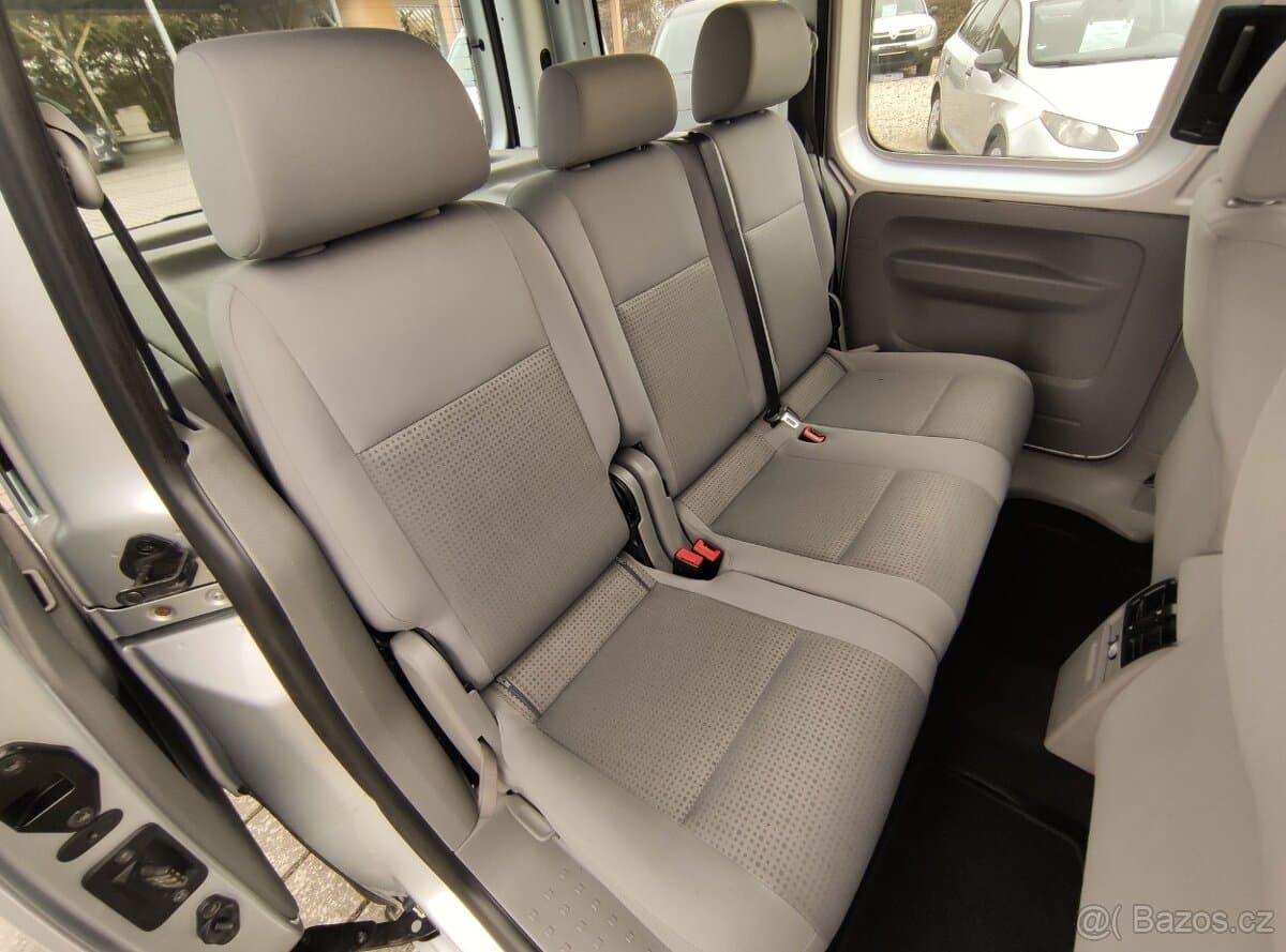 2009 Volkswagen CADDY - 11