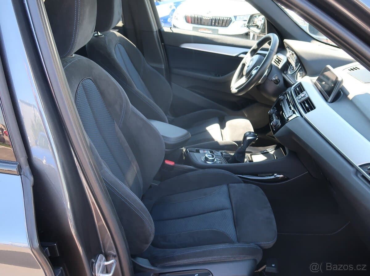 2018 BMW X1 - 11