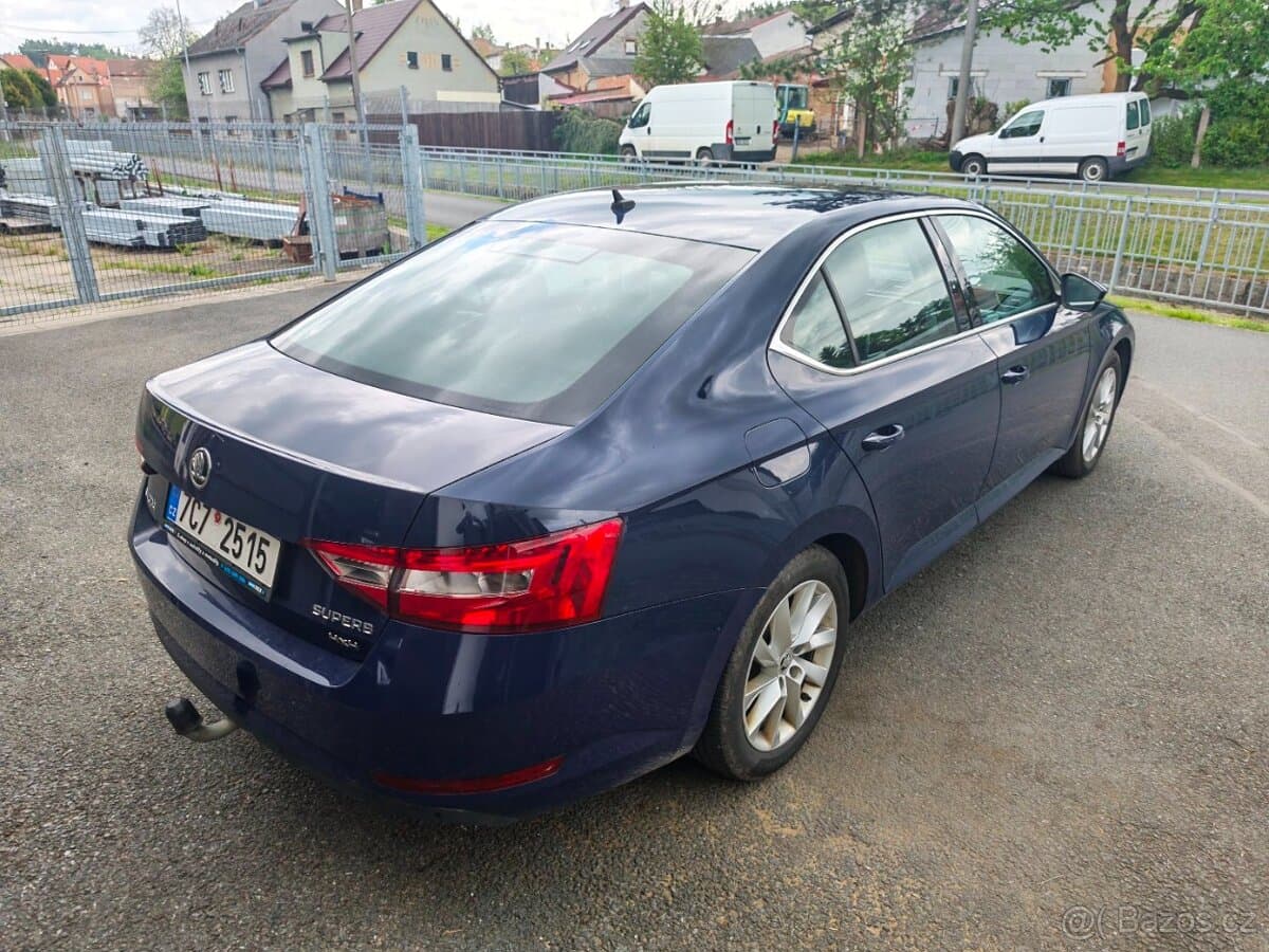 2018 Škoda SUPERB - 11