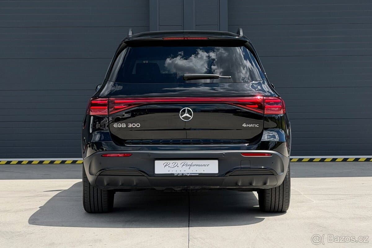 2025 Mercedes-Benz EQB - 11