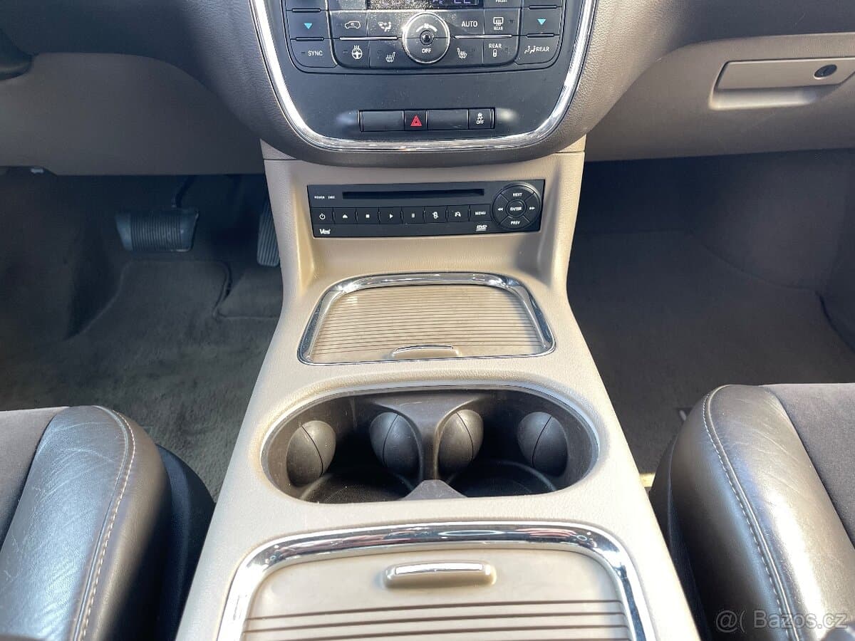 2013 Lancia VOYAGER - 11