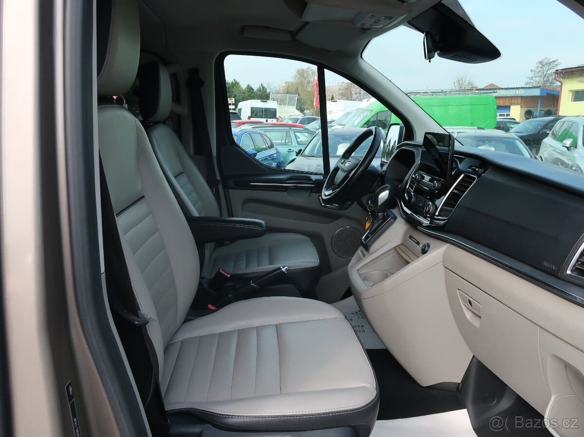 2019 Ford TOURNEO - 11
