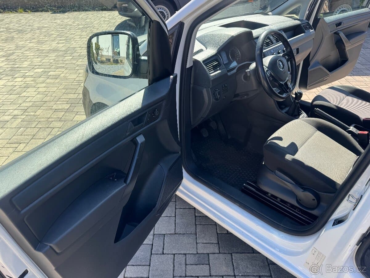 2020 Volkswagen CADDY - 11