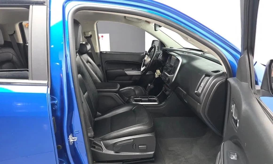 2020 Chevrolet COLORADO - 11