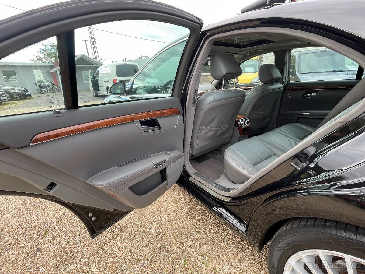 2006 Mercedes-Benz S-CLASS - 11