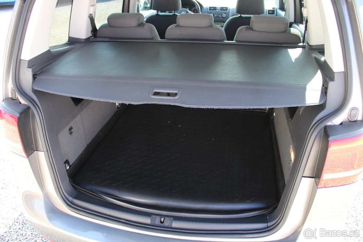 2011 Volkswagen TOURAN - 11