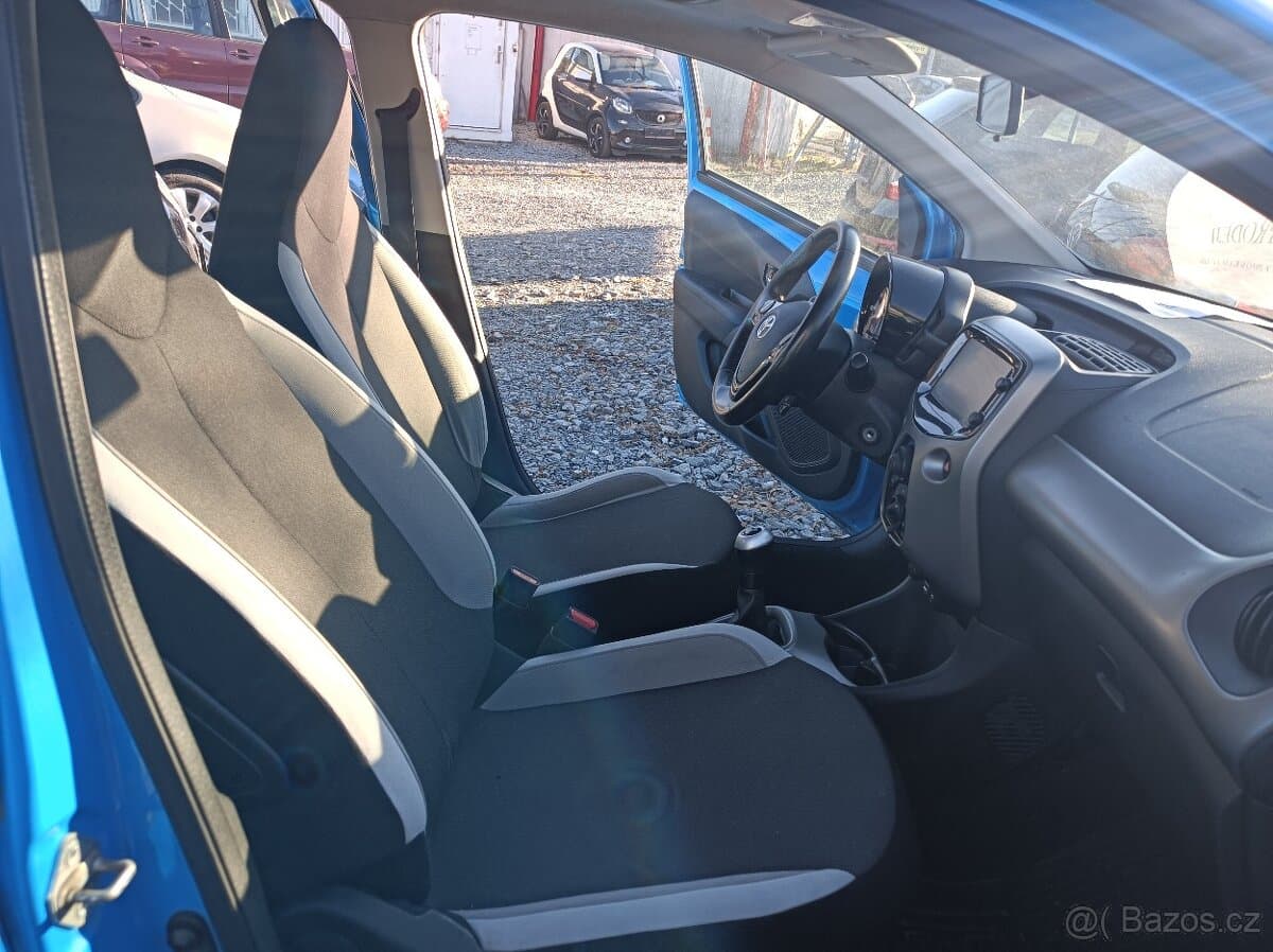 2018 Toyota AYGO - 11