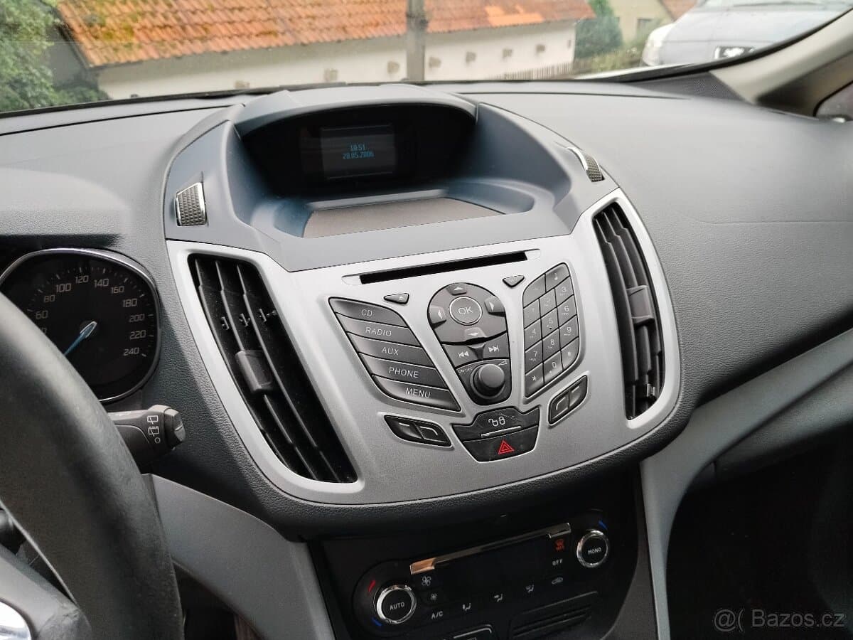 2010 Ford C-MAX - 11