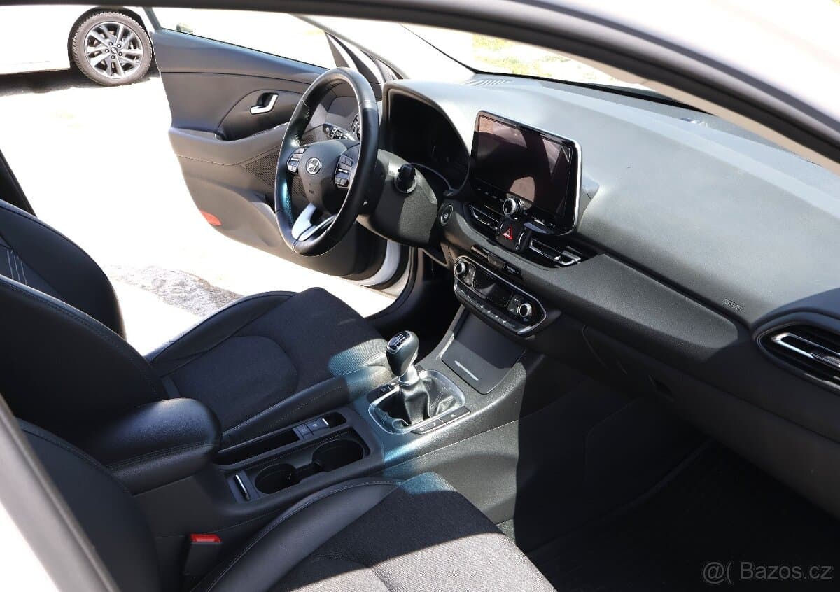 2022 Hyundai i30 - 11