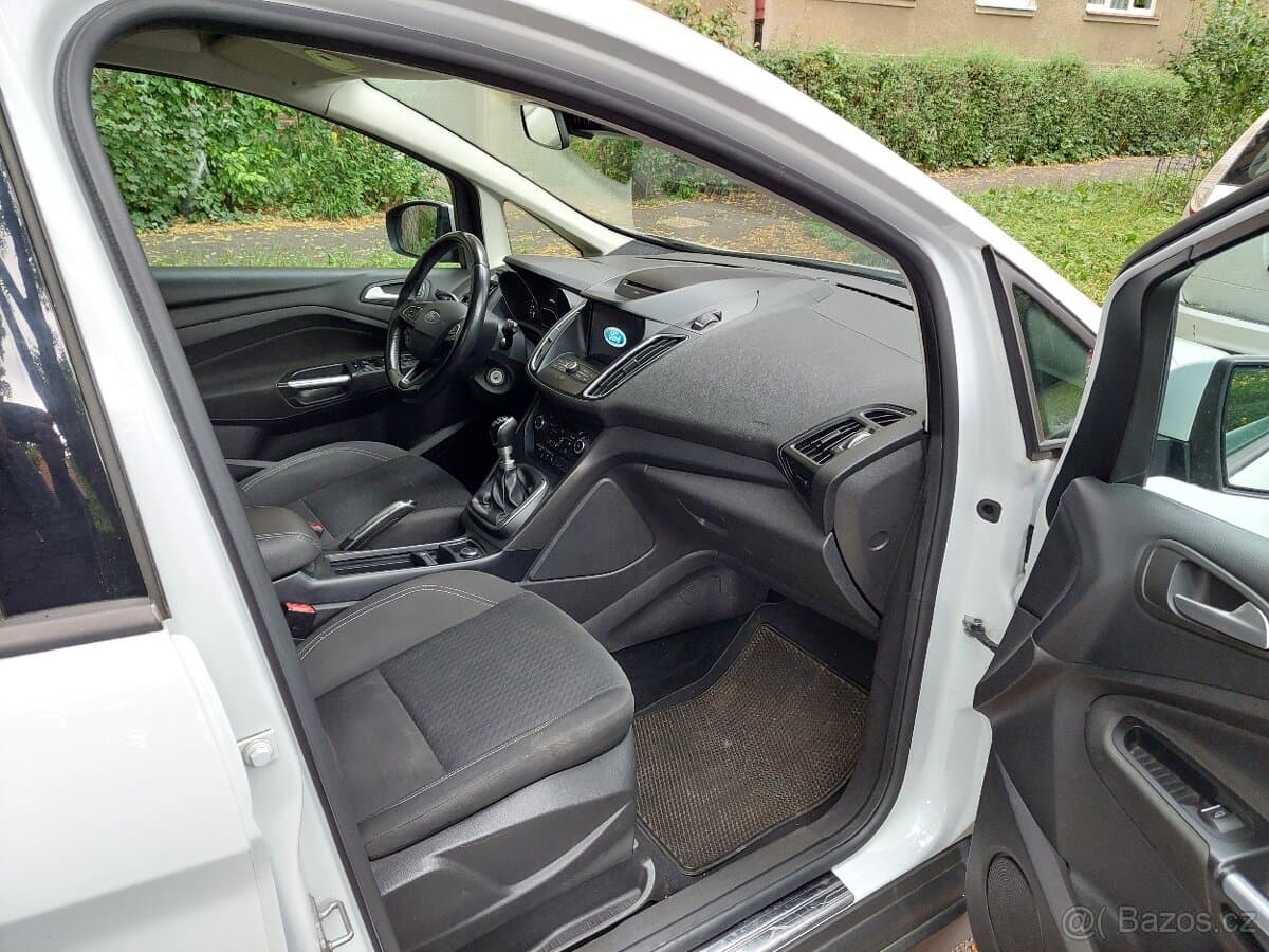 2017 Ford C-MAX - 11