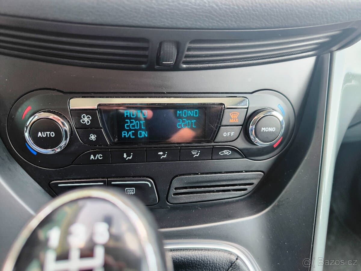 2012 Ford C-MAX - 11