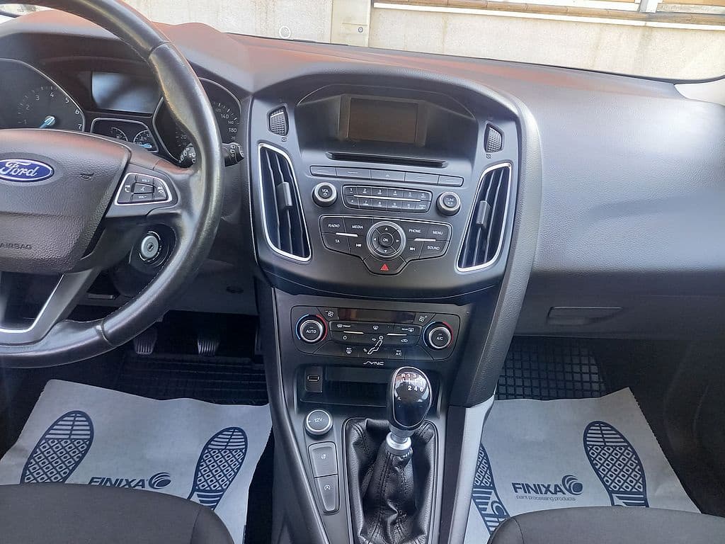 2015 Ford FOCUS - 11