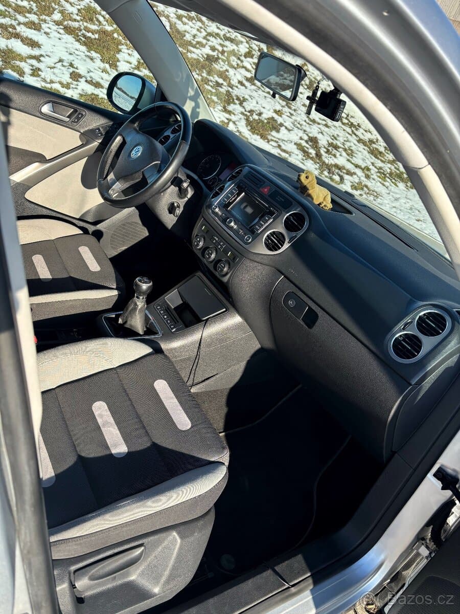 2008 Volkswagen TIGUAN - 11