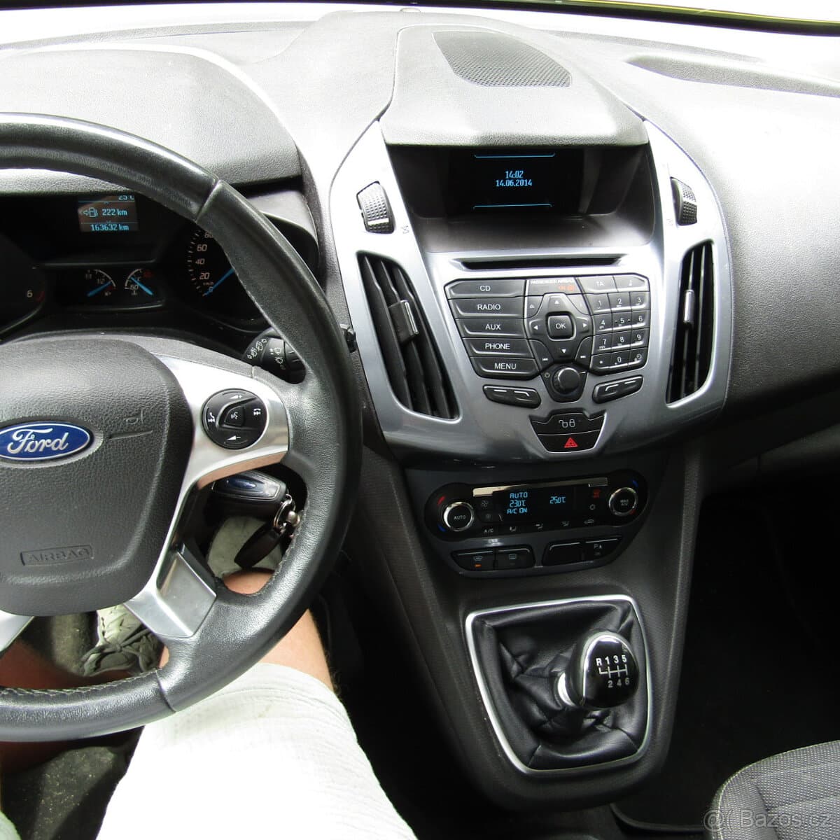 2014 Ford TOURNEO - 11