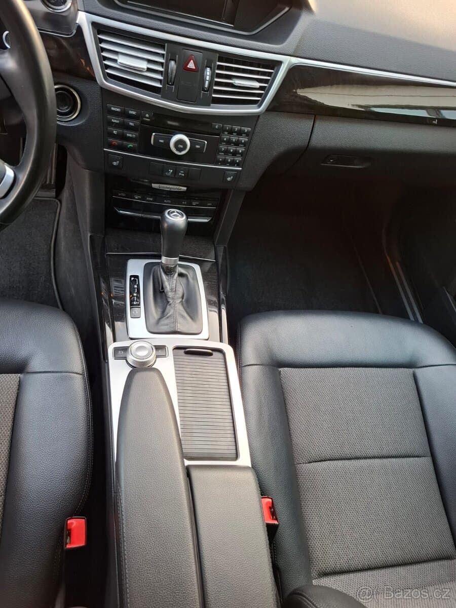 2010 Mercedes-Benz OSTATNÍ - 11