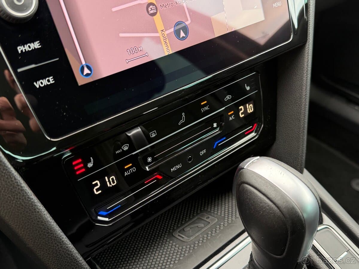 2021 Volkswagen PASSAT - 11