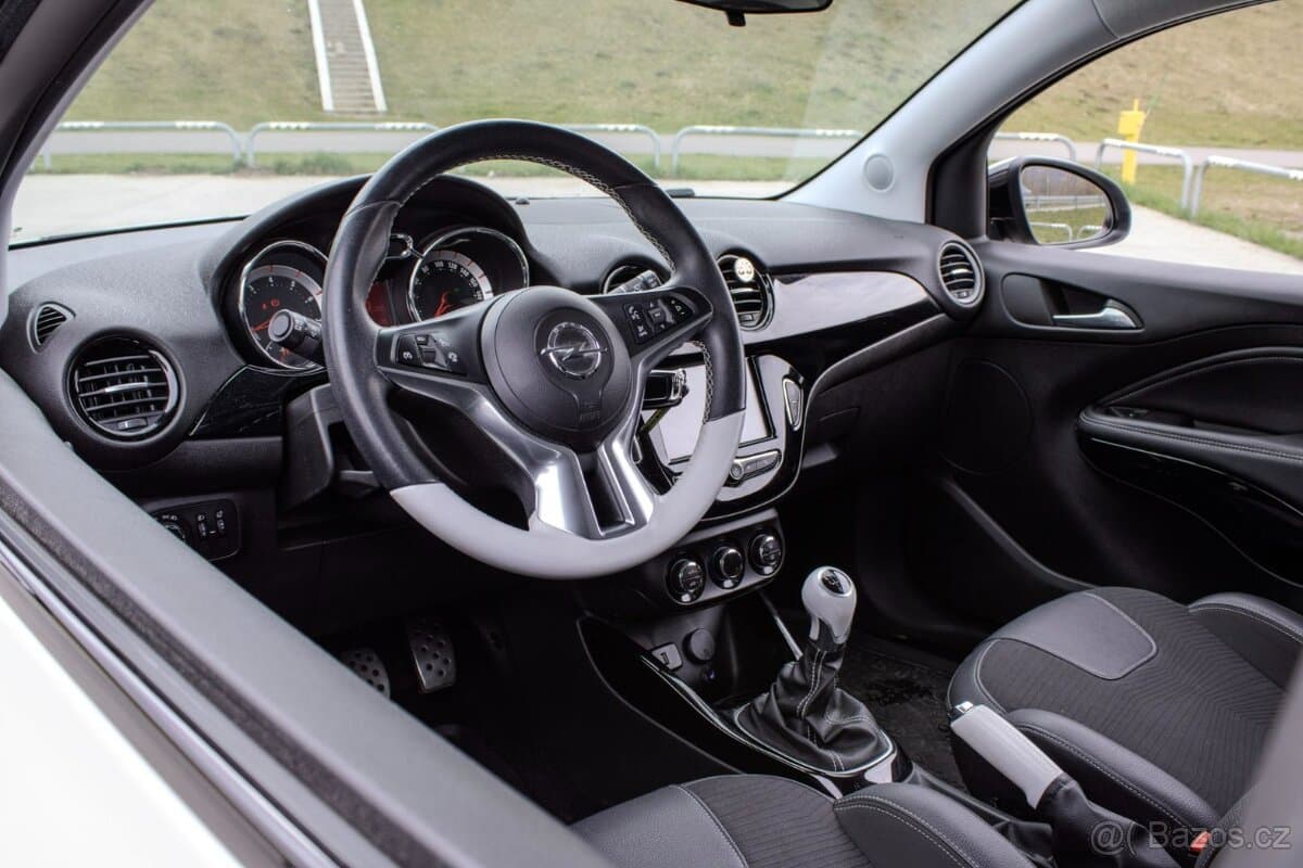 2019 Opel ADAM - 11