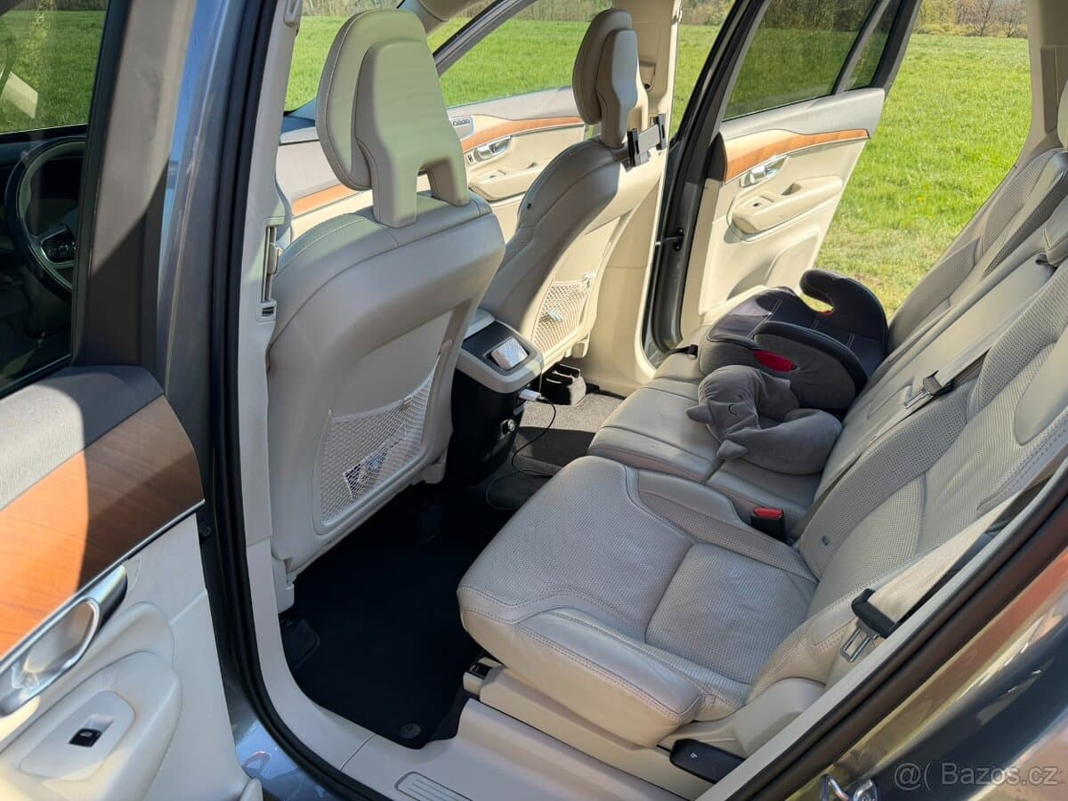 2017 Volvo XC90 - 11