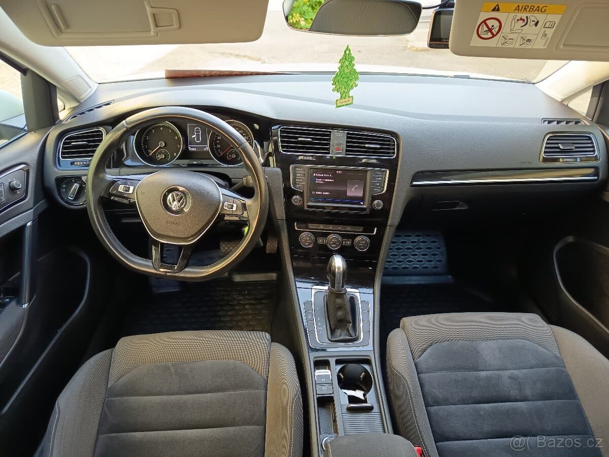 2017 Volkswagen GOLF - 11