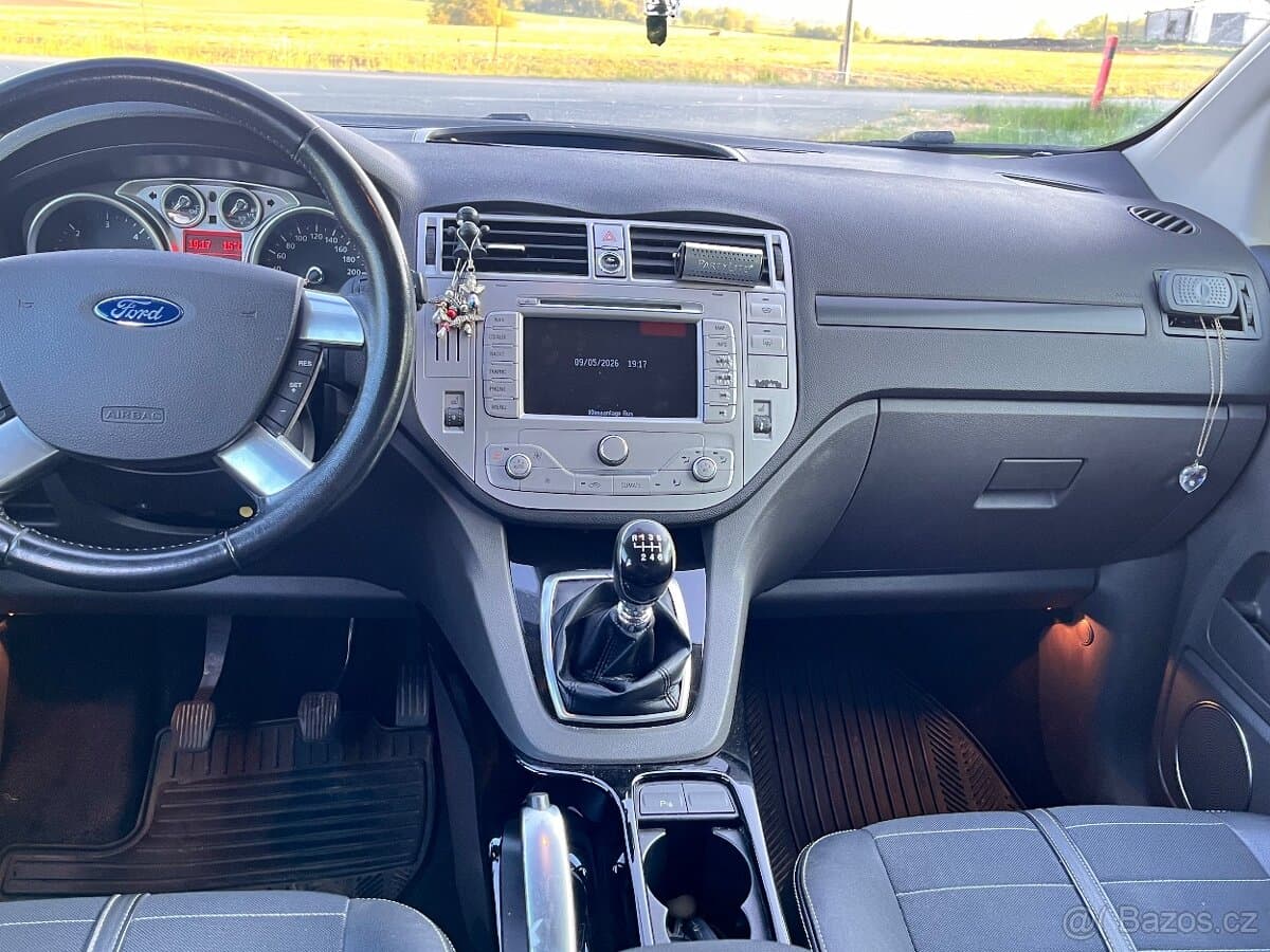 Ford KUGA - 11